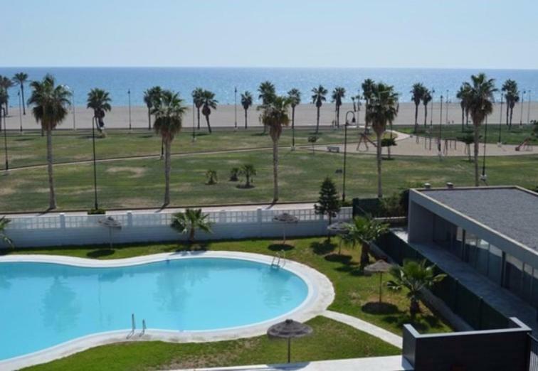 Apartamento Lujo, Primera Linea Playa, Garaje, Wifi, Piscina Climatizada Roquetas de Mar Eksteriør bilde