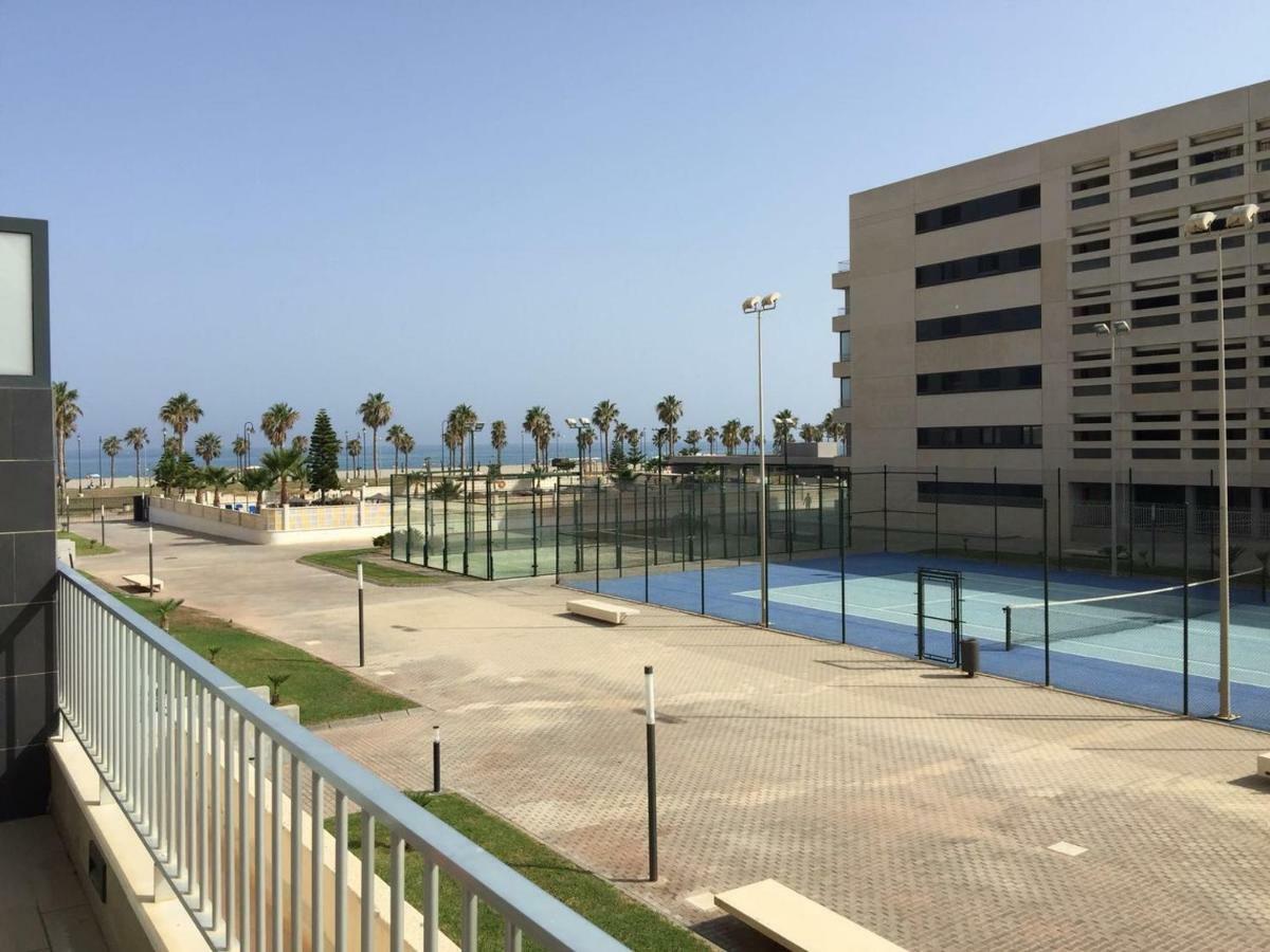 Apartamento Lujo, Primera Linea Playa, Garaje, Wifi, Piscina Climatizada Roquetas de Mar Eksteriør bilde